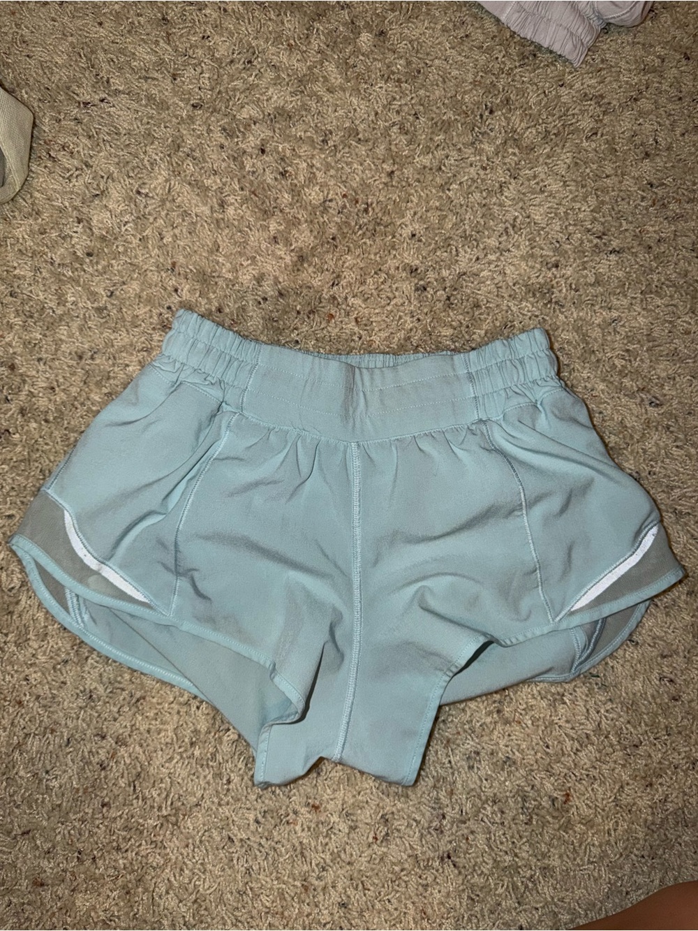 lululemon hotty hot shorts (2.5 in)